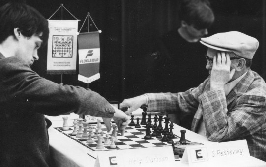 1984 Helgi Ólafsson vs Samuel Reshevsky